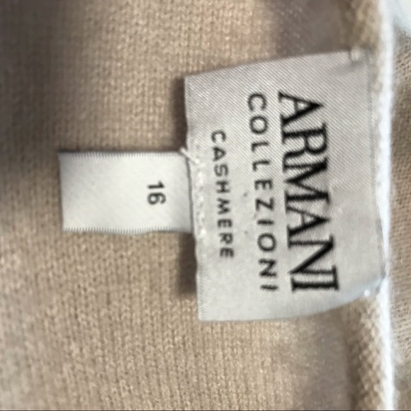 Armani Collezioni 100% Cashmere false wrap sweater - Oatmeal Size 16 - Picture 8 of 8